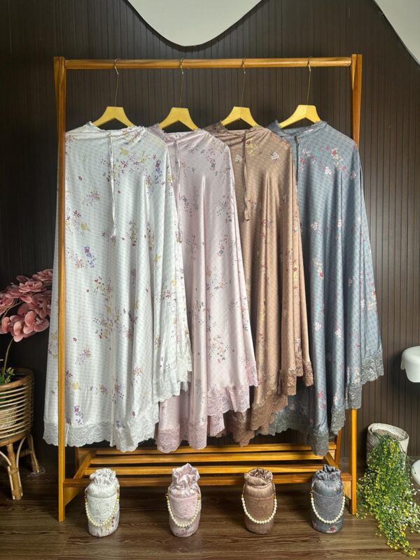 Mukena Mewah Armany Silk Premium Motif Bunga 01