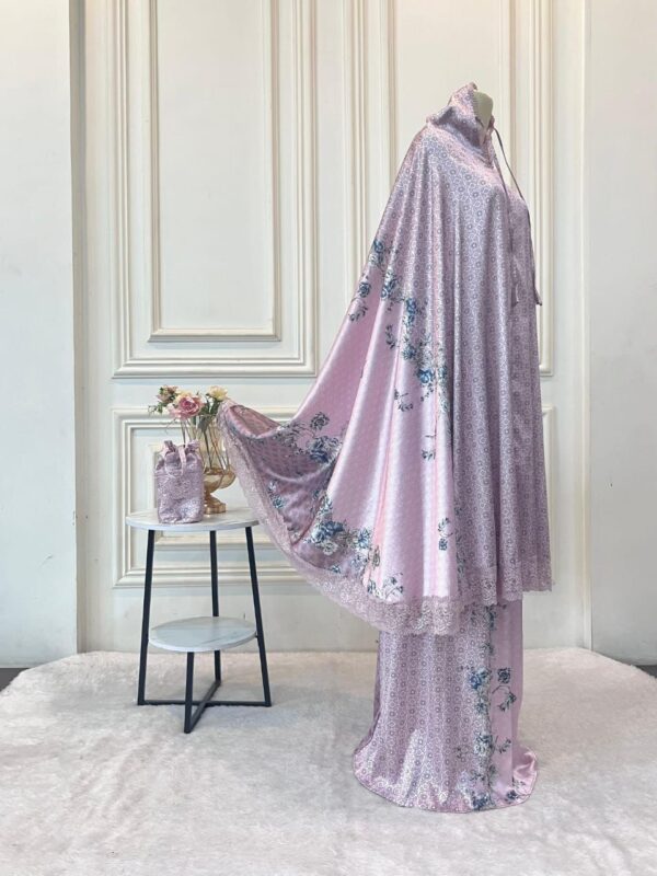 Mukena Traveling Bahan Armani Silky Premium Motif Kombinasi 01 Mukena Traveling Bahan Armani Silky Premium Motif Kombinasi 01